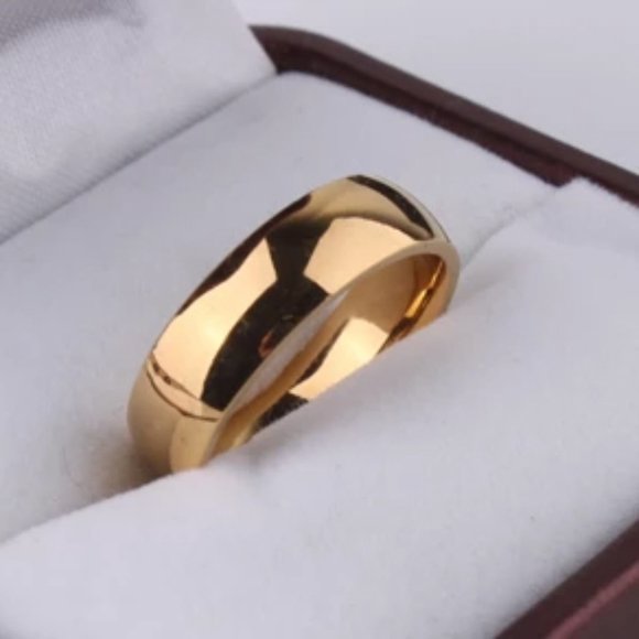 Wedding Band with Free Custom Engraving. - Picture 6 of 8